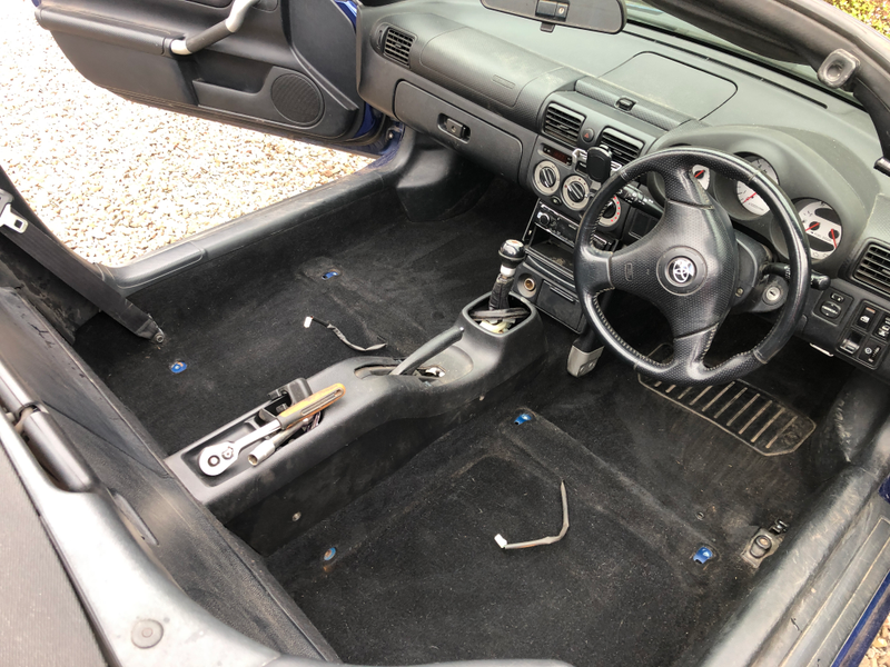 Illustration for article titled Weekend tinkering. Seats, Locks, and a bangin stereo for me tunes.